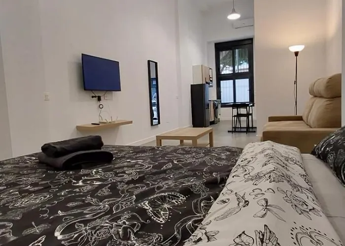 Luxury Apartment 1 A 5 Min De La Estacion De Bus Y Tren Maria Zambrano