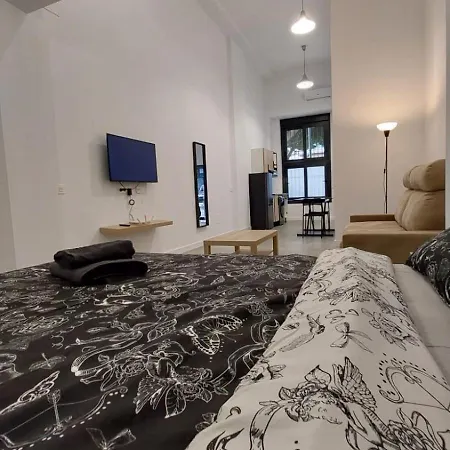 Luxury Apartment 1 A 5 Min De La Estacion De Bus Y Tren Maria Zambrano Malaga Exterior photo