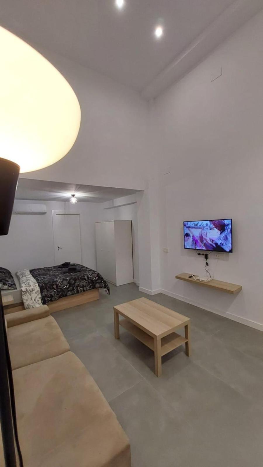 Appartement Luxury 1 A 5 Min De La Estacion De Bus Y Tren Maria Zambrano